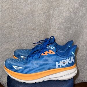 Hoka Clifton 9 Vibrant Blue with Orange Accents Sneakers Men’s 10D
